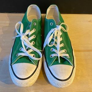 Green Converse All Star- Like New